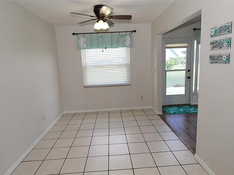 309 Bryce Ct — Photo 16