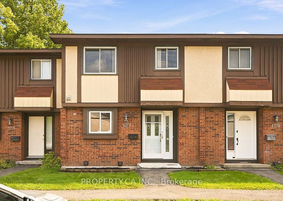 1st image of 127 Pickford Dr
