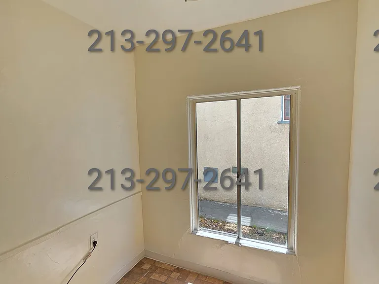 118 S Lake St #3 — Photo 12