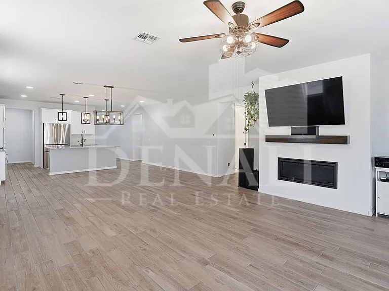 4220 S Macy Cir — Photo 5