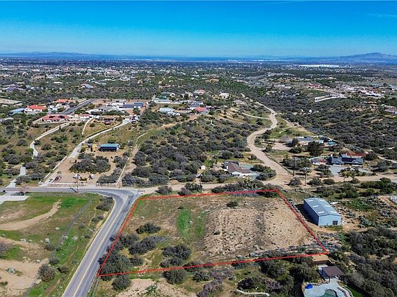 2nd image of 10735 Ranchero Rd
