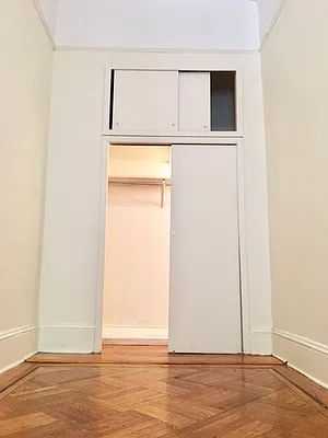 Rented by Living New York | media 11