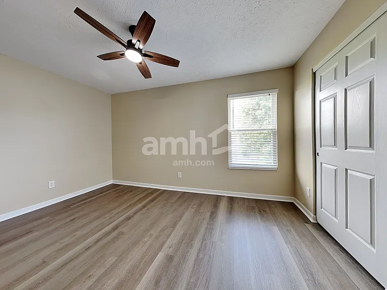 4558 Randall Dr — Photo 21