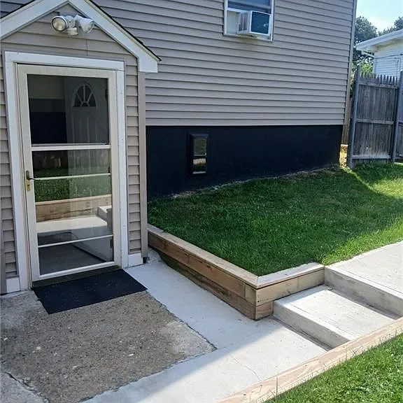 43 Union Ave — Photo 1