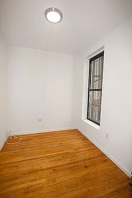 Rented by Jonis Realty | media 34