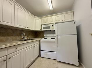165 Waltham E #G, West Palm Beach, FL 33417