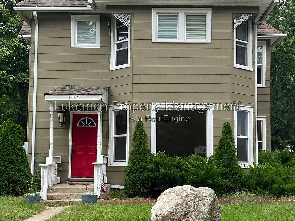 190 Blake Blvd