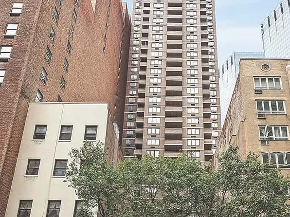 347 West 57th Street image 19 of 26