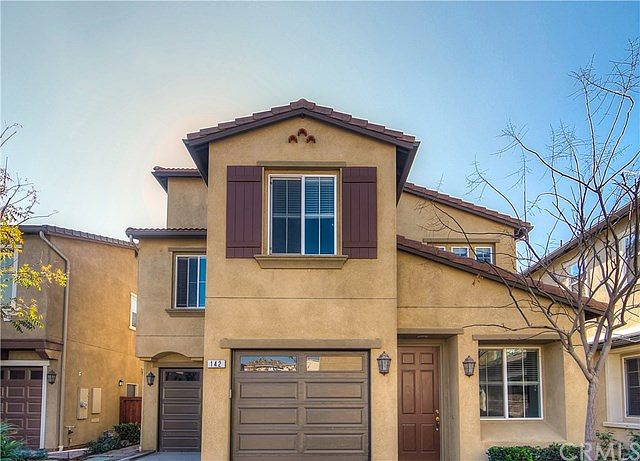 1st image of 142 W Pebble Creek Ln