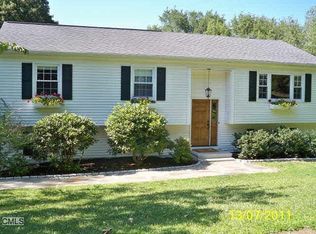 84 East Dr, Danbury, CT 06810