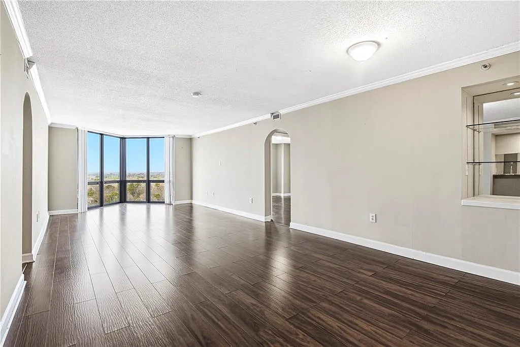 2 bed, 2.0 bath, 1260 sqft, $2,100 — Photo 3
