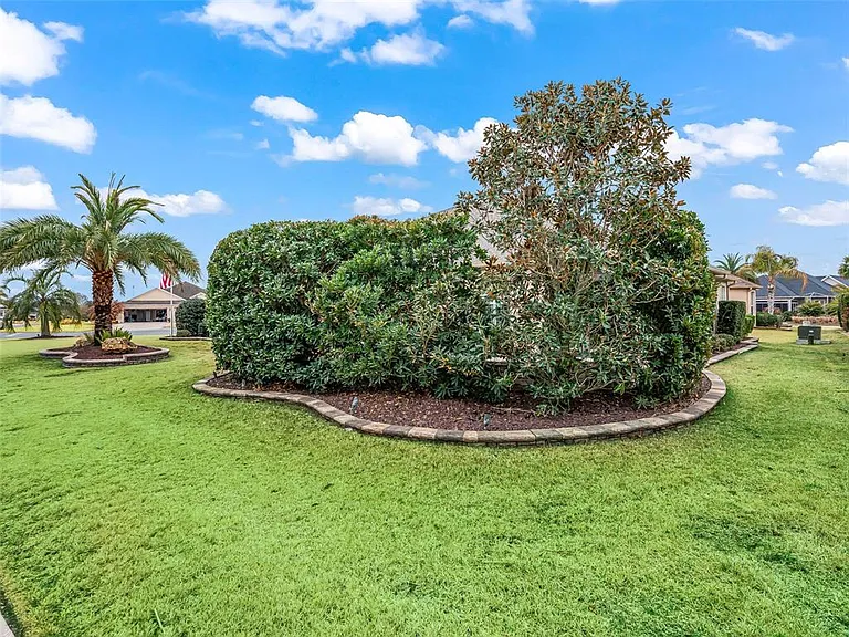 3556 Mistletoe Ct — Photo 57