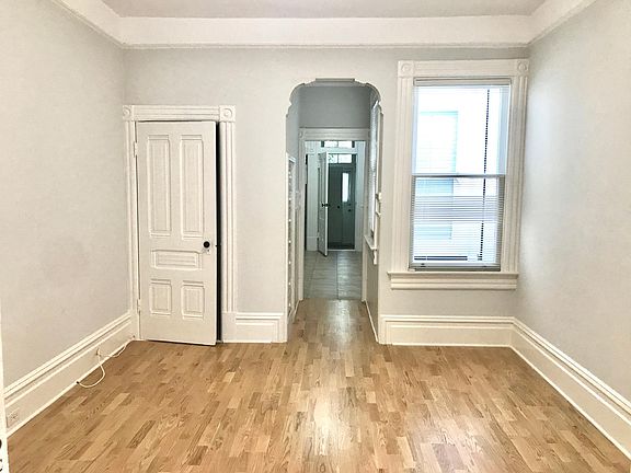 4th image of 53 Downey St