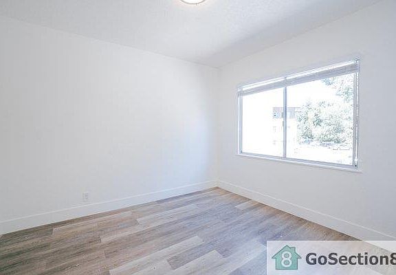5th image of 2718 Ec Reems Ct APT 2A