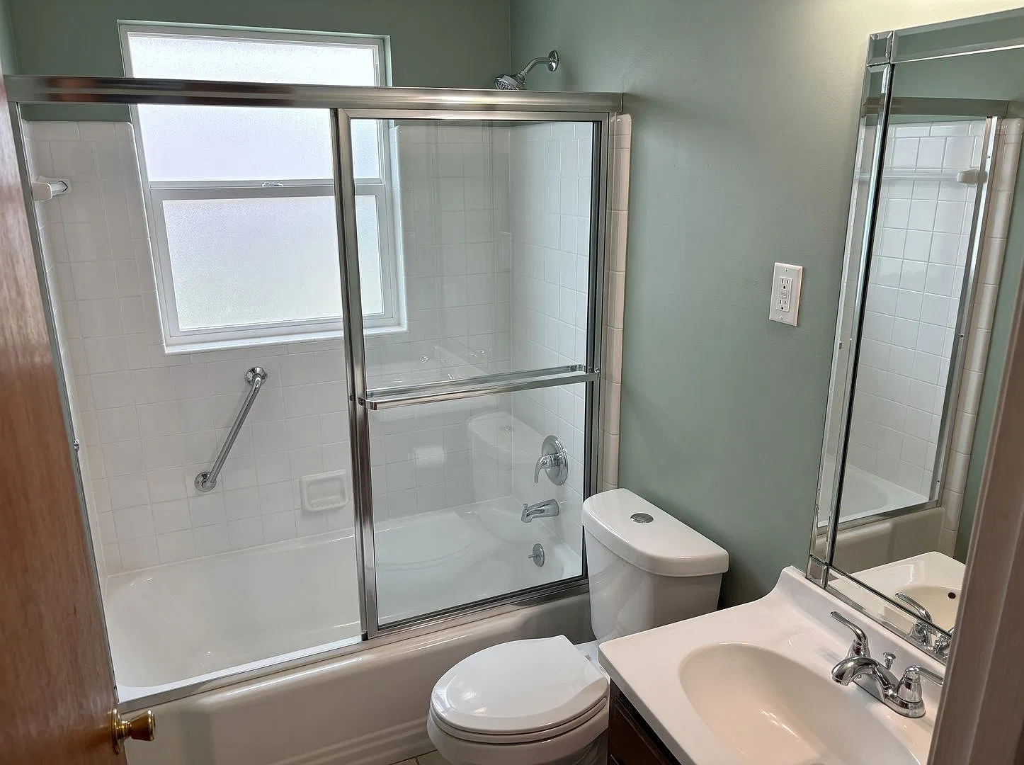 Recently Renovated 3BR Home in Memphis Housing Vouchers Accepted! — Photo 3