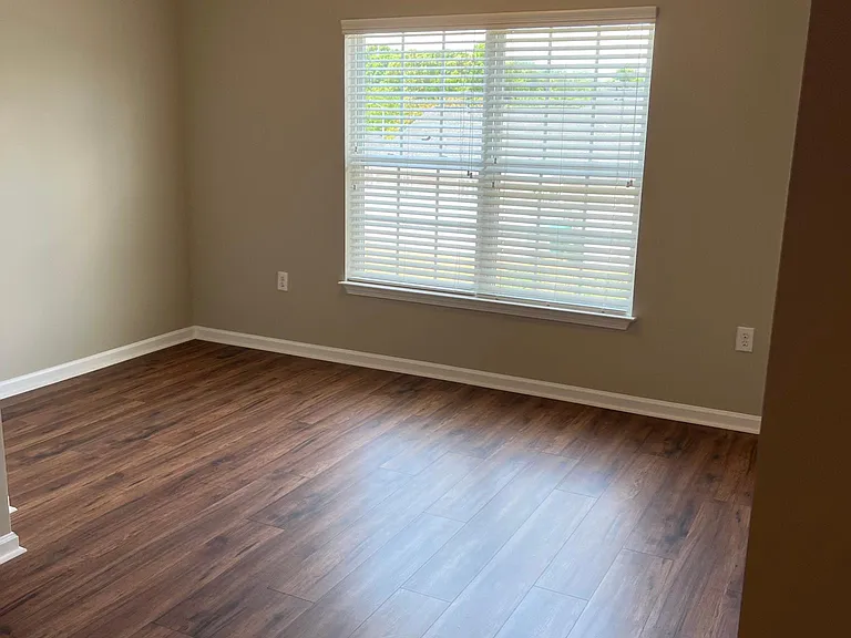 6815 Hanesbrook Cir #302 — Photo 8