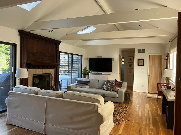 33 Wooded Oak Ln — Photo 10