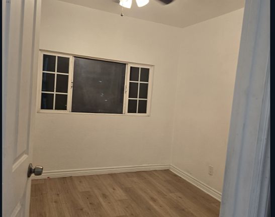 3rd image of 9027 Catawba Ave #2