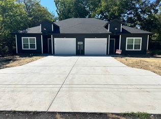 206 S Spencer St #206, Wolfe City, TX 75496