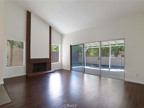 3rd image of 8109 Hanna Ave