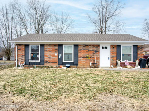 8002 Grenelle Dr, Louisville, KY 40228