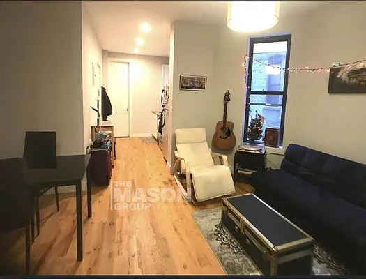 Rented by Mason Group LLC | media 9
