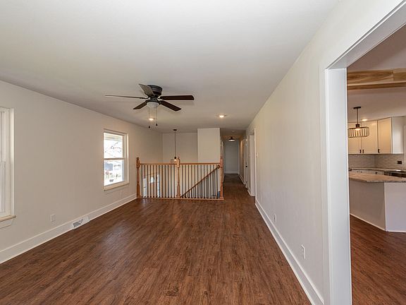 5th image of 404 Belle Meade Dr