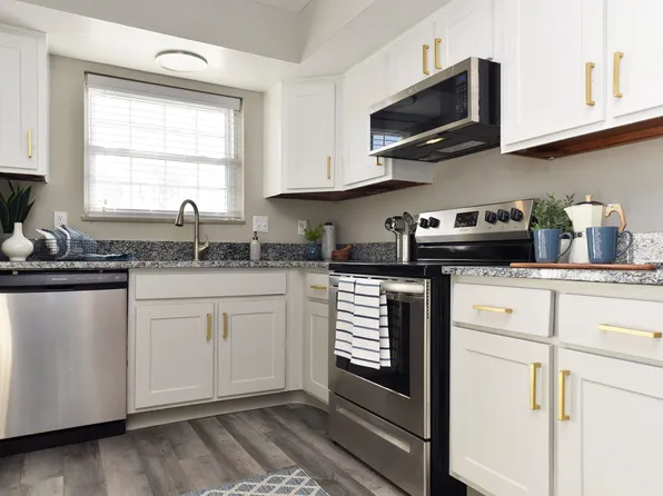 Everly at Meridian Hills