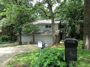 1420 Hampton Rd, Grapevine, TX 76051