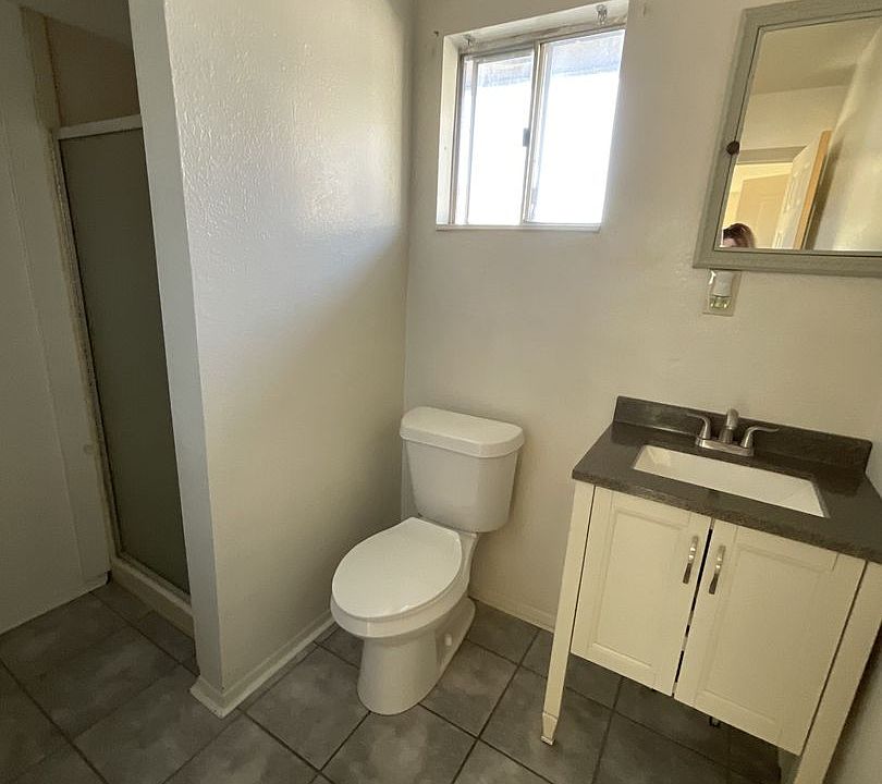 208 W 1st Triplex 208 1st Triplex Pittsburg KS Zillow