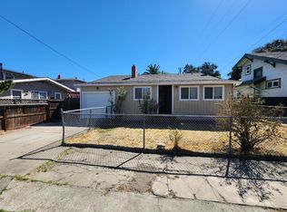 820 W Park St, Stockton, CA 95203