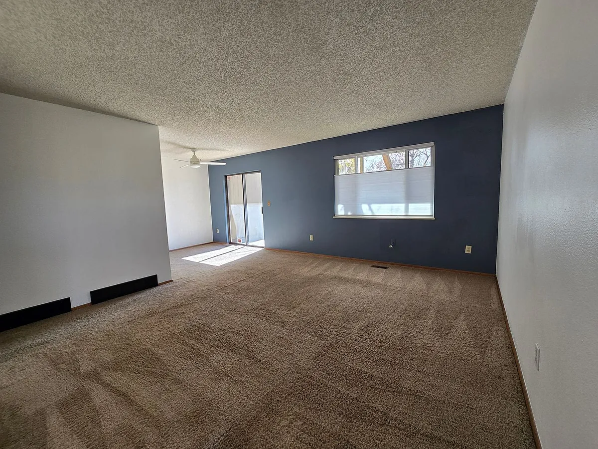 Building Photo - 1150 Bacchus Dr #B