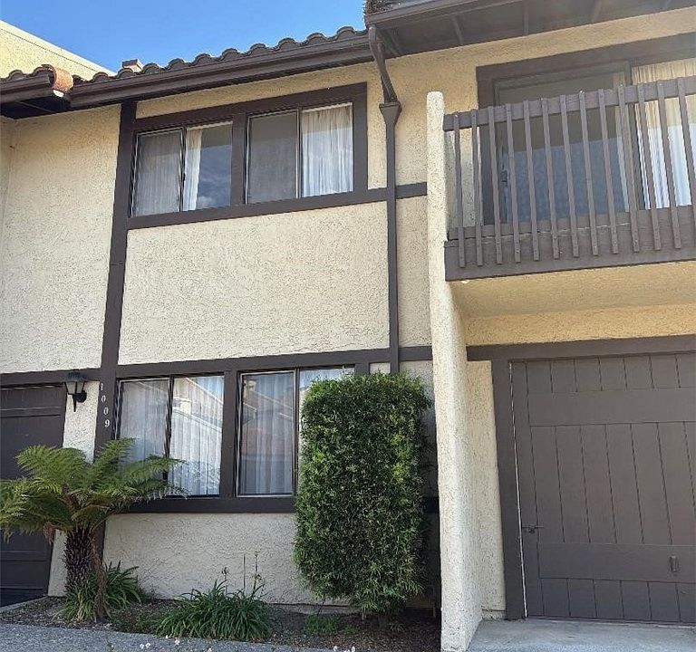 1st image of 1009 Meadow Way