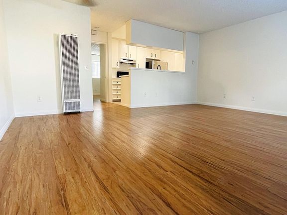 2nd image of 4605 32nd St #6