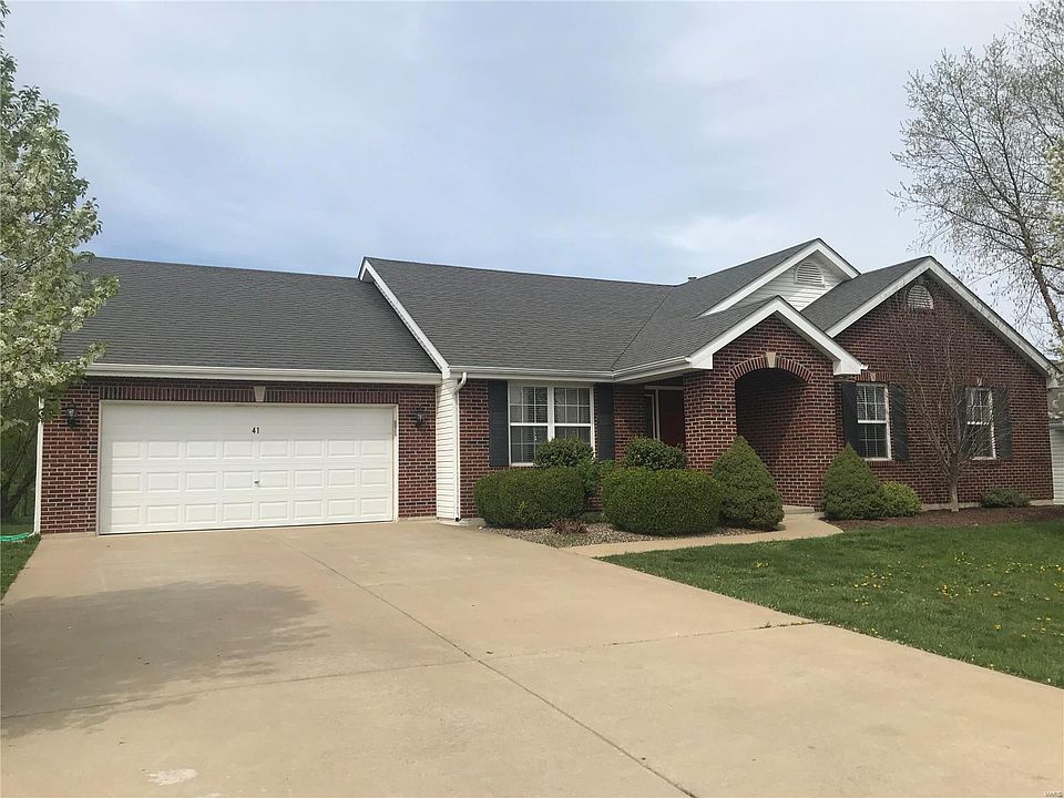 1st image of 41 Kensington Palace Dr