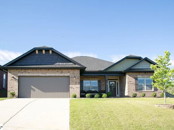 111 Wyatt Dr, Greenville, SC 29605