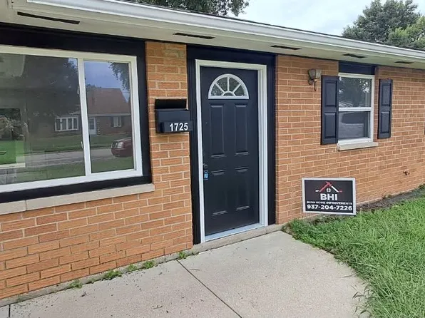 1725 Maumee Dr, Xenia, OH 45385