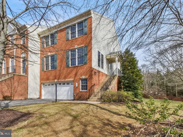 100 Ivy Hills Ter, Purcellville, VA 20132