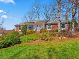 1240 Westminster Dr, High Point, NC 27262