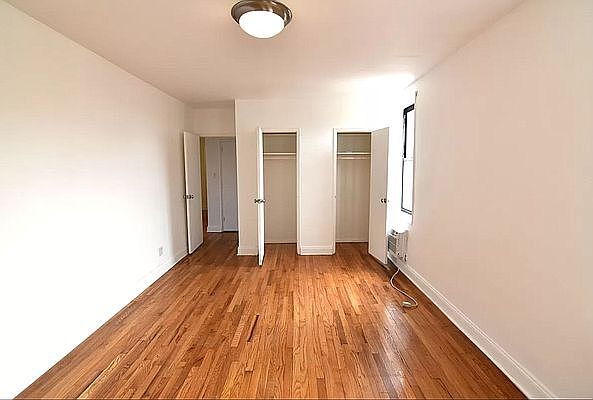 1st image of 150 E 18th St #D16