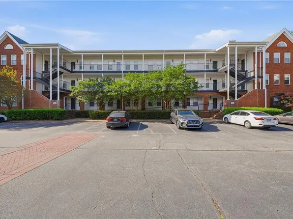 103 Westover Ave APT 202, Norfolk, VA 23507