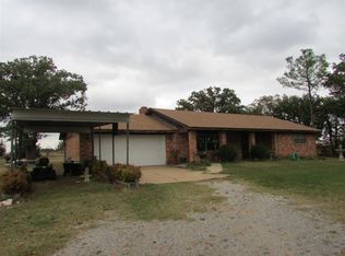 4701 E Medcalf Rd, Marlow, OK 73055
