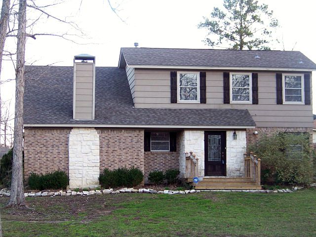 1st image of 708 Chimney Rock St