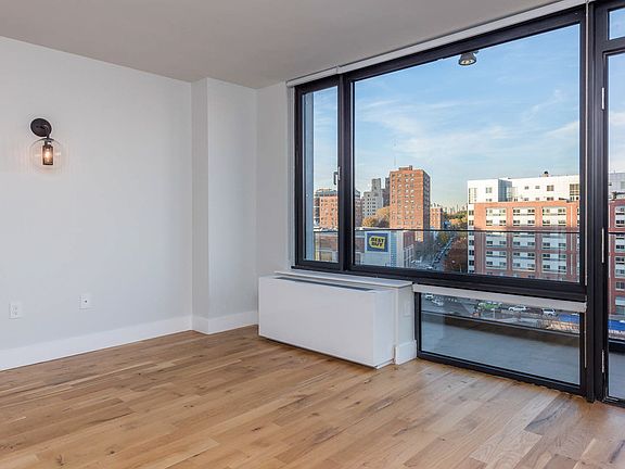 3rd image of 670 Pacific St APT 413