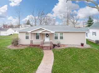 160 N Oak St, Breese, IL