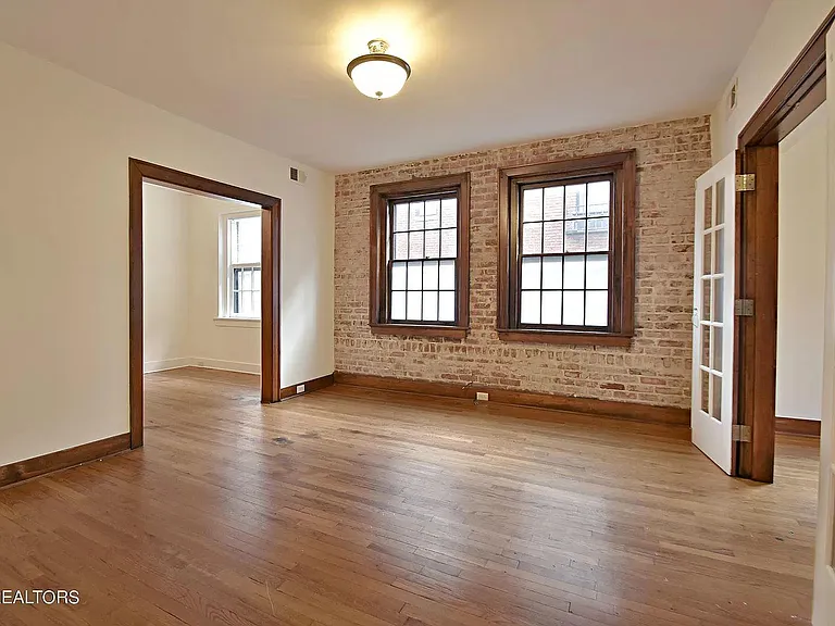 201 W 5th Ave #8 — Photo 10