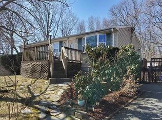 1158 Elsbree St, Fall River, MA 02720
