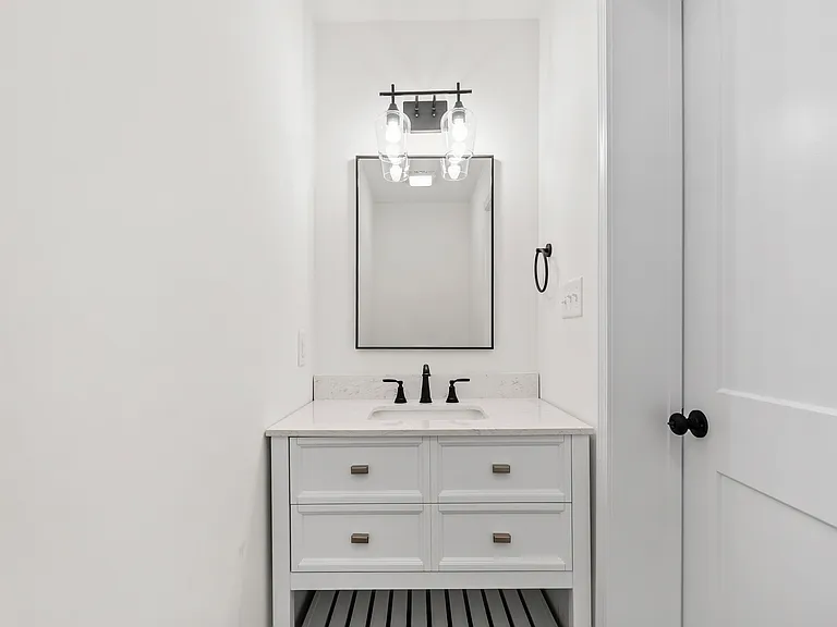 2201 Keith Ave #1 — Photo 3