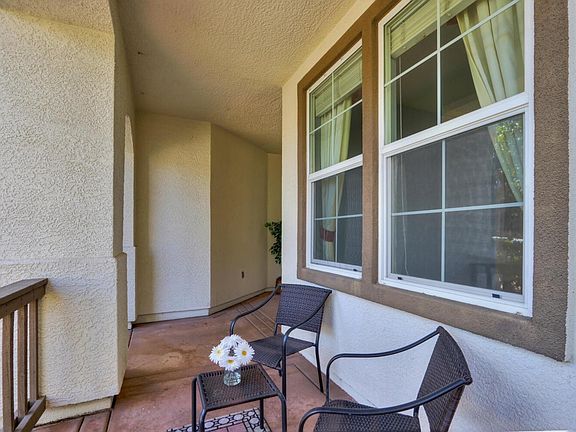 5th image of 1262 Barrington Ln