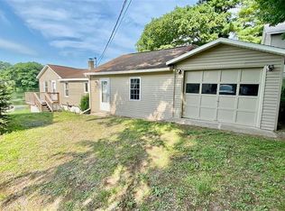 9 Amber Dr, Phoenix, NY 13135